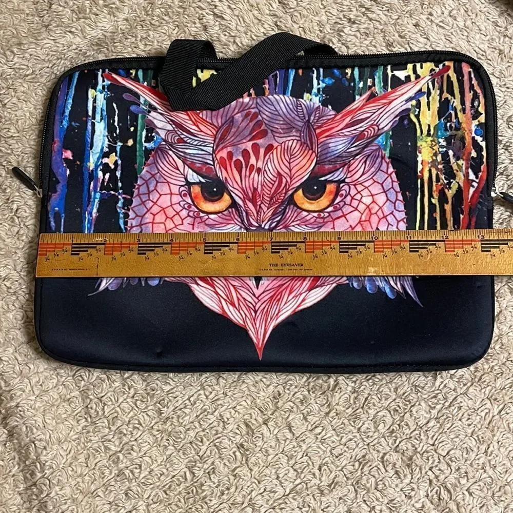 Psychedelic owl neoprene  laptop sleeve bag